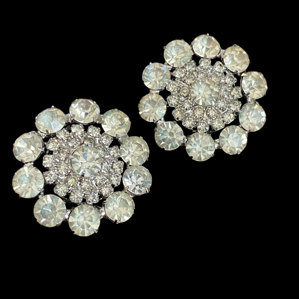 Vintage Clear Rhinestone Cluster Flower Silver Tone Clip Earrings Prong Set